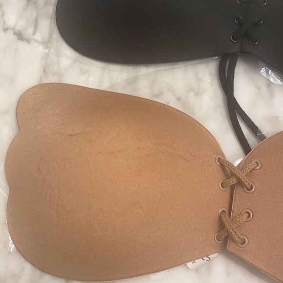 2 pack sticky backless bras c cup size - Picture 2 of 7